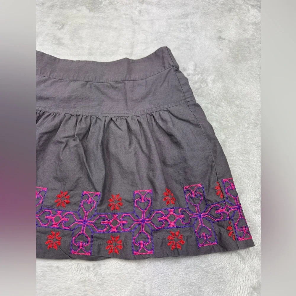 American Eagle Embroidered Boho skirt size‎ XS